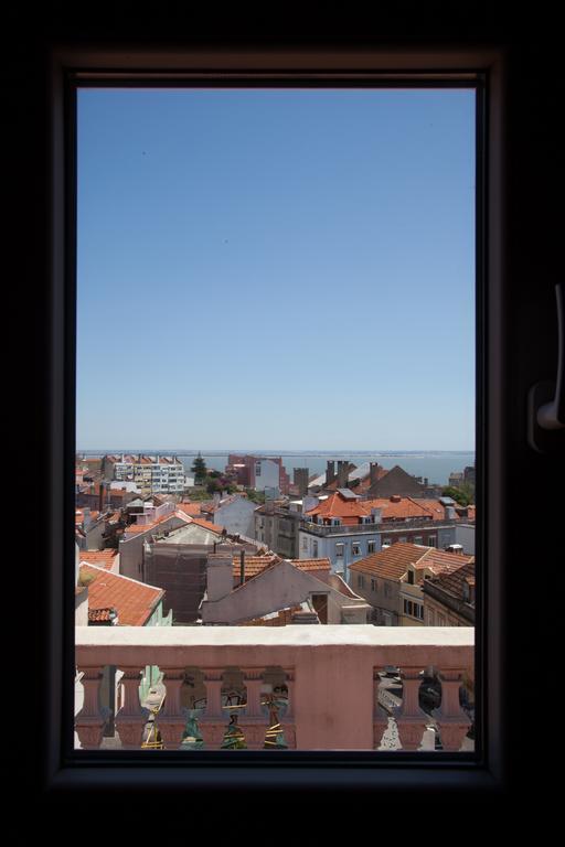 Hostel Graca 28 Лиссабон Номер фото
